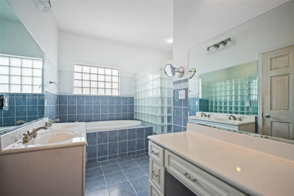 1006 Bayberry Loop Clewiston, FL 33440