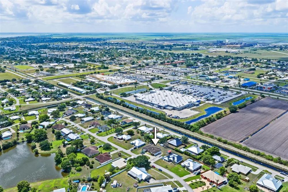 1006 Bayberry Loop Clewiston, FL 33440