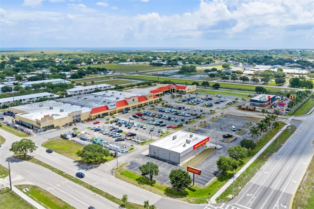 1006 Bayberry Loop Clewiston, FL 33440