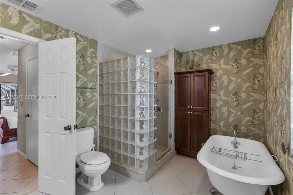 2140 SW 97th Ln Davie, FL 33324