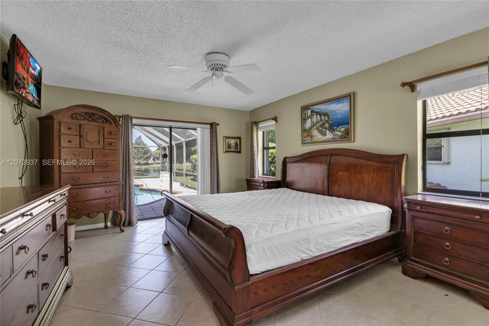 2140 SW 97th Ln Davie, FL 33324