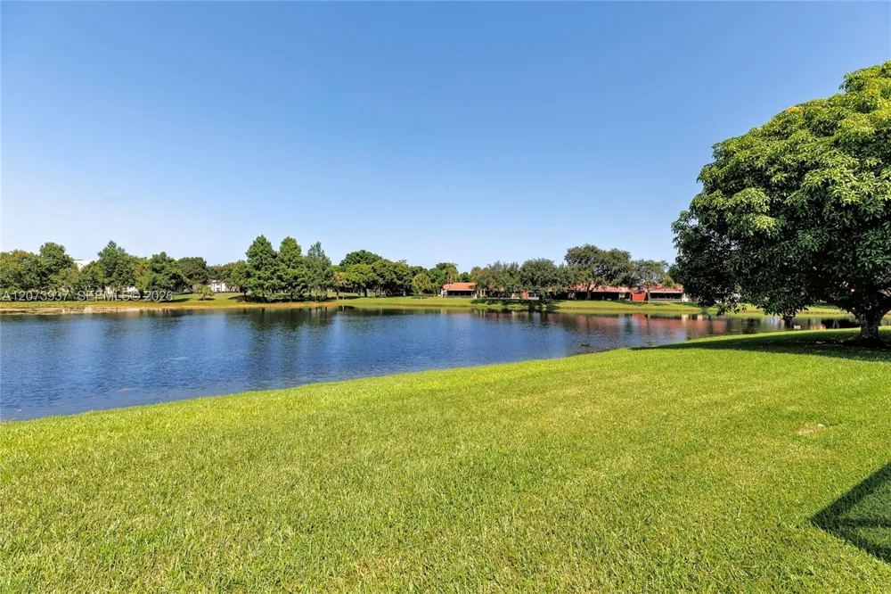 2140 SW 97th Ln Davie, FL 33324