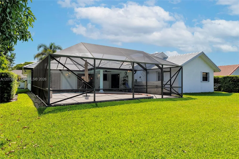 2140 SW 97th Ln Davie, FL 33324
