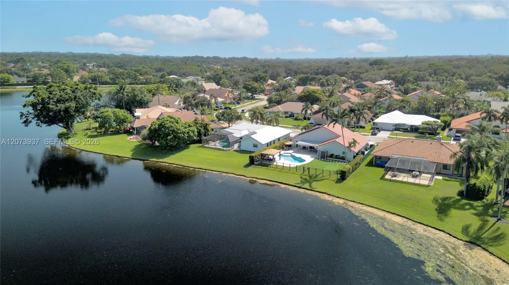 2140 SW 97th Ln Davie, FL 33324