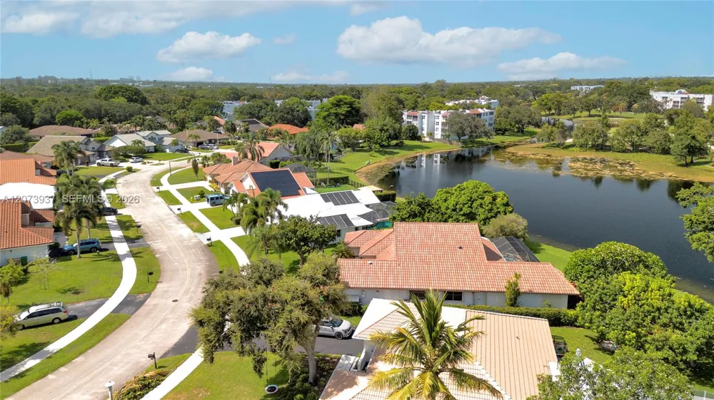2140 SW 97th Ln Davie, FL 33324