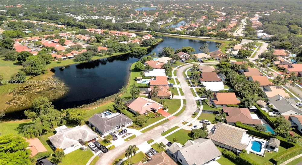 2140 SW 97th Ln Davie, FL 33324
