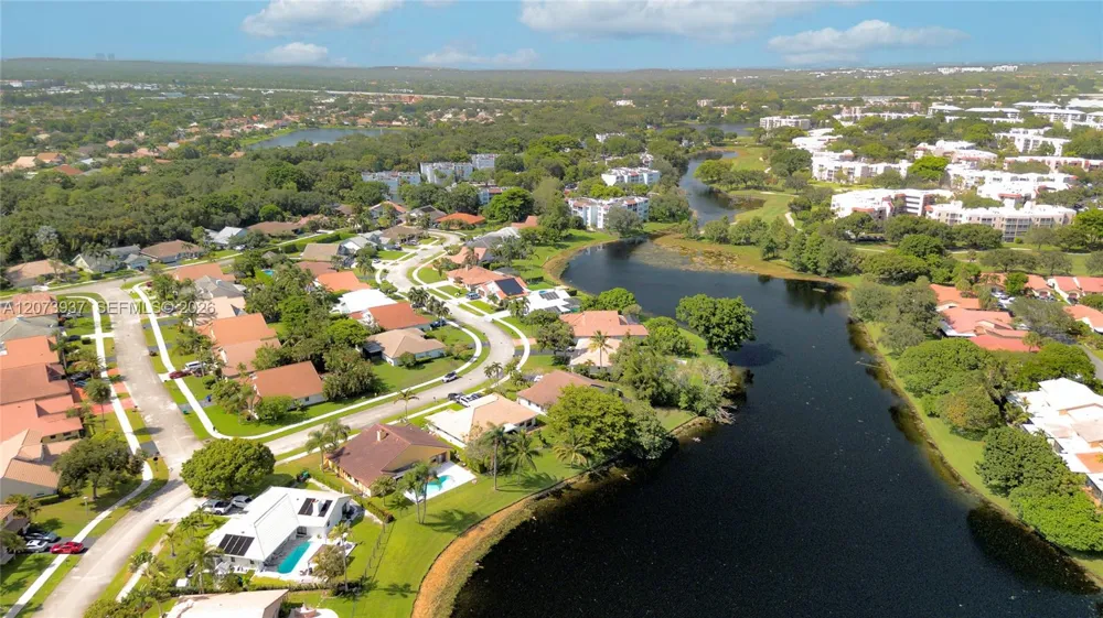 2140 SW 97th Ln Davie, FL 33324