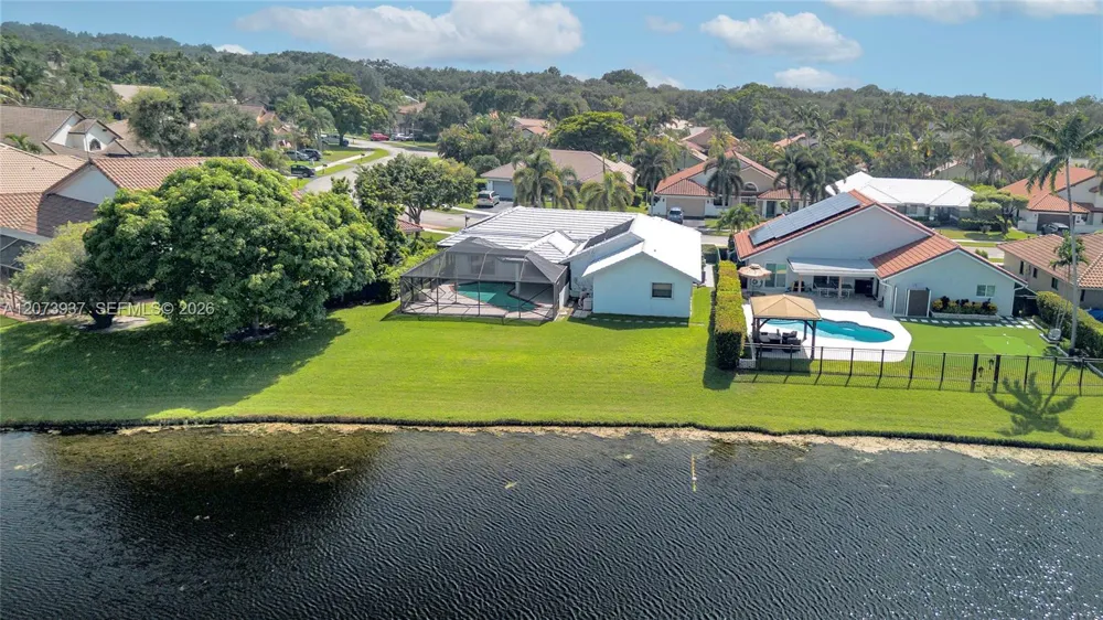 2140 SW 97th Ln Davie, FL 33324