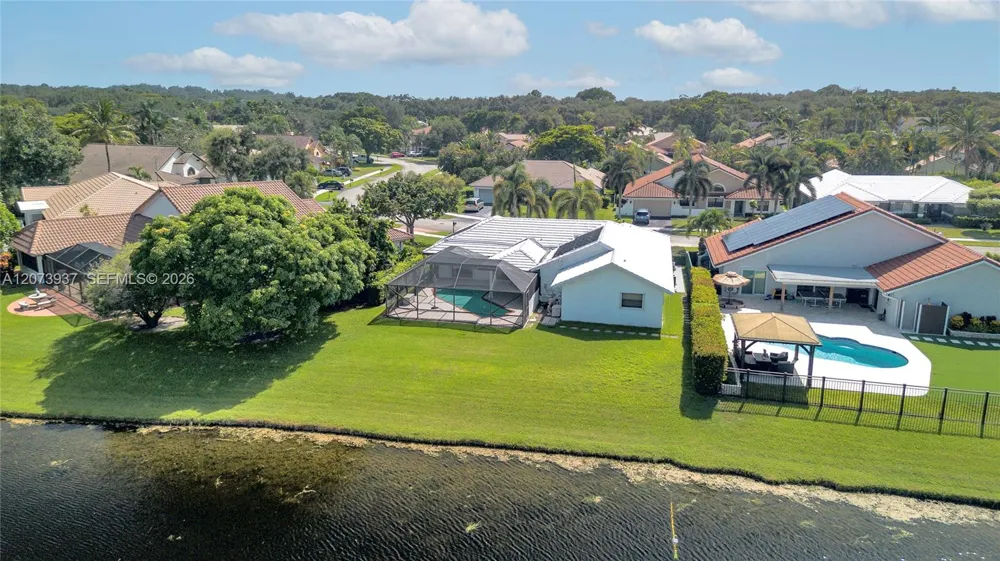 2140 SW 97th Ln Davie, FL 33324