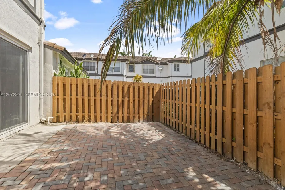 7809 NW 114th Path Doral, FL 33178