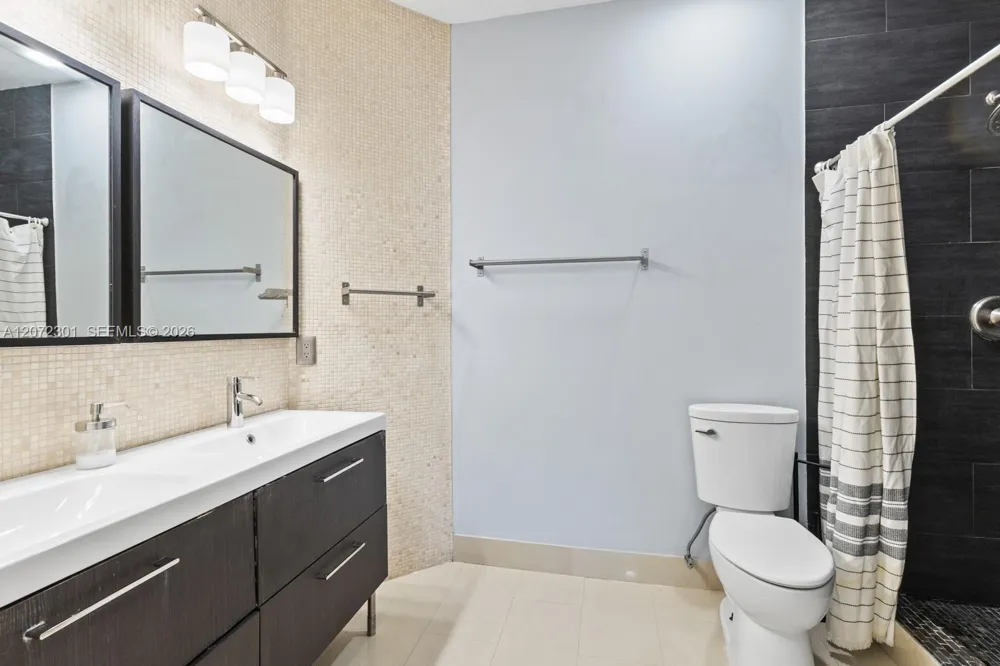7809 NW 114th Path Doral, FL 33178