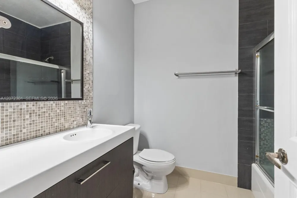 7809 NW 114th Path Doral, FL 33178
