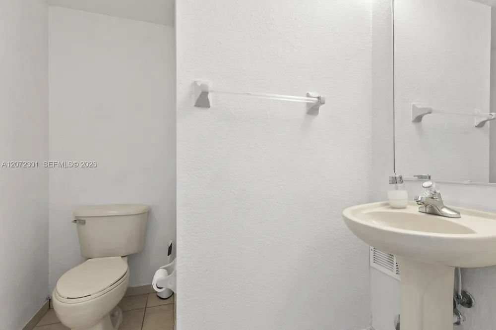 7809 NW 114th Path Doral, FL 33178