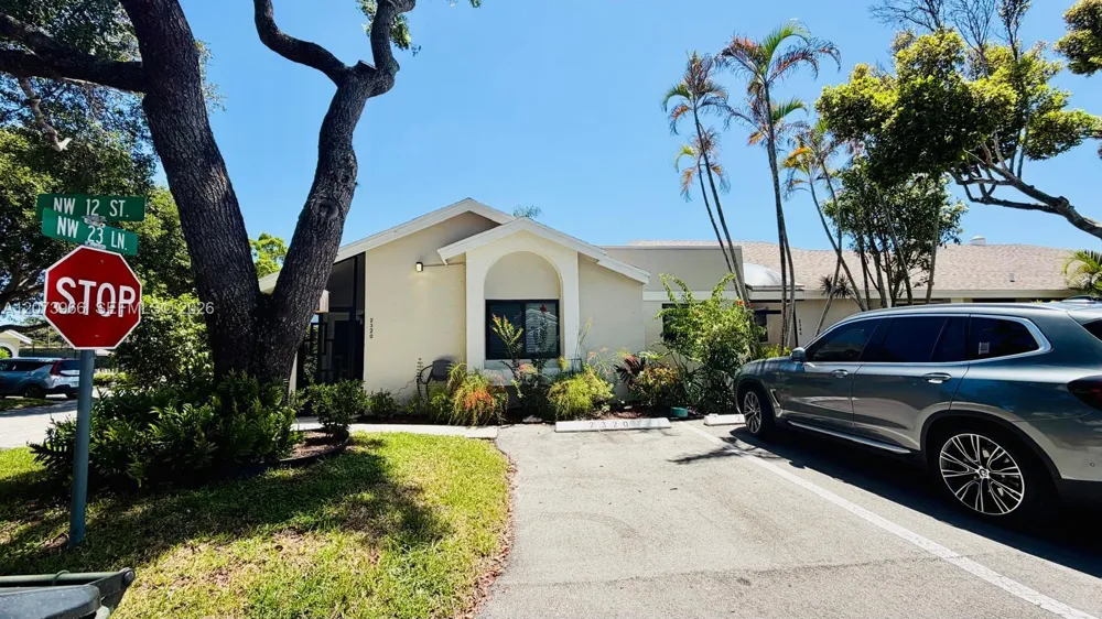 2320 NW 12th St Delray Beach, FL 33445