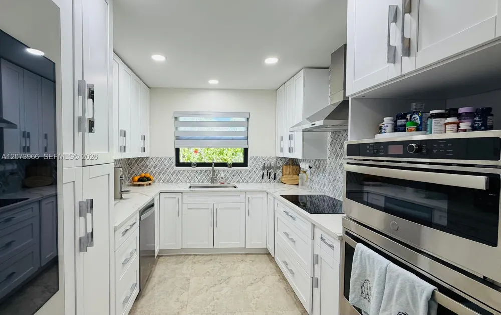 2320 NW 12th St Delray Beach, FL 33445