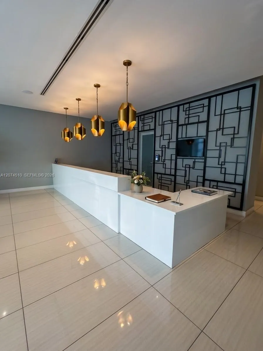 321 NE 26th St #716 Miami, FL 33137
