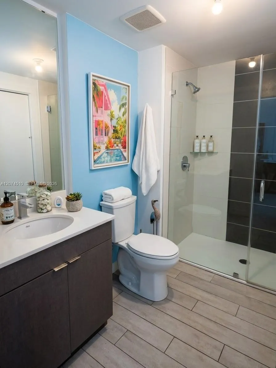 321 NE 26th St #716 Miami, FL 33137