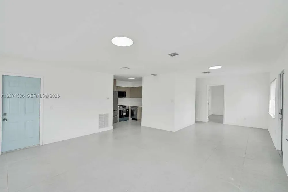 4701 Andrews Ave Oakland Park, FL 33309