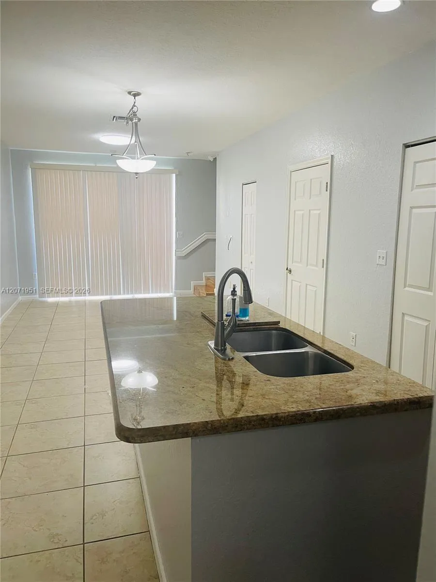 6364 Landings Way Tamarac, FL 33321