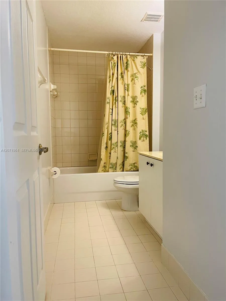 6364 Landings Way Tamarac, FL 33321