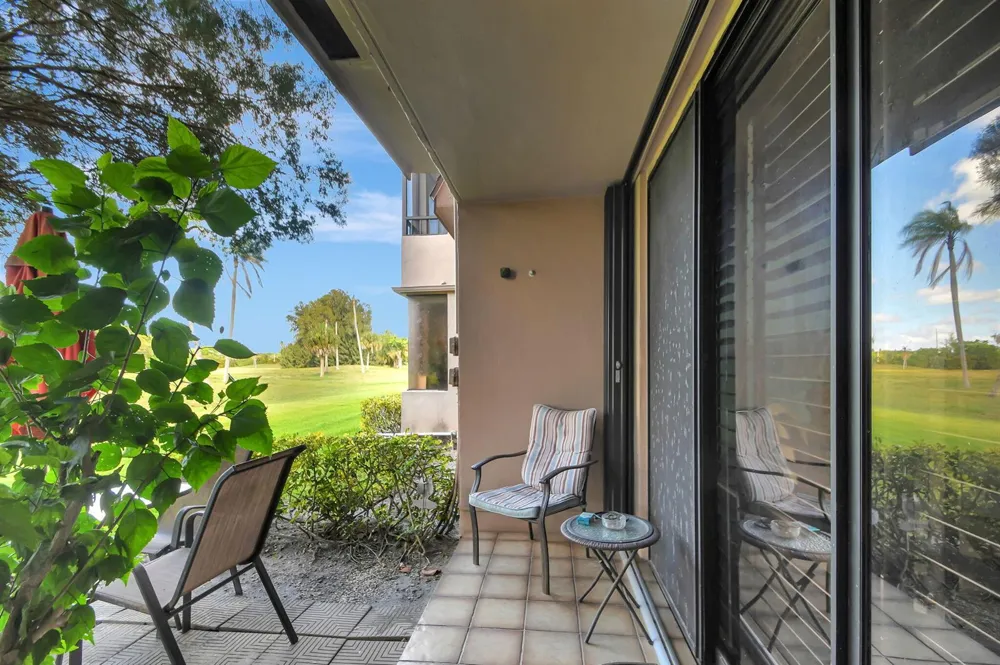 4702 Fountains Drive S #105 Lake Worth, FL 33467