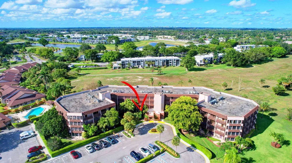 4702 Fountains Drive S #105 Lake Worth, FL 33467