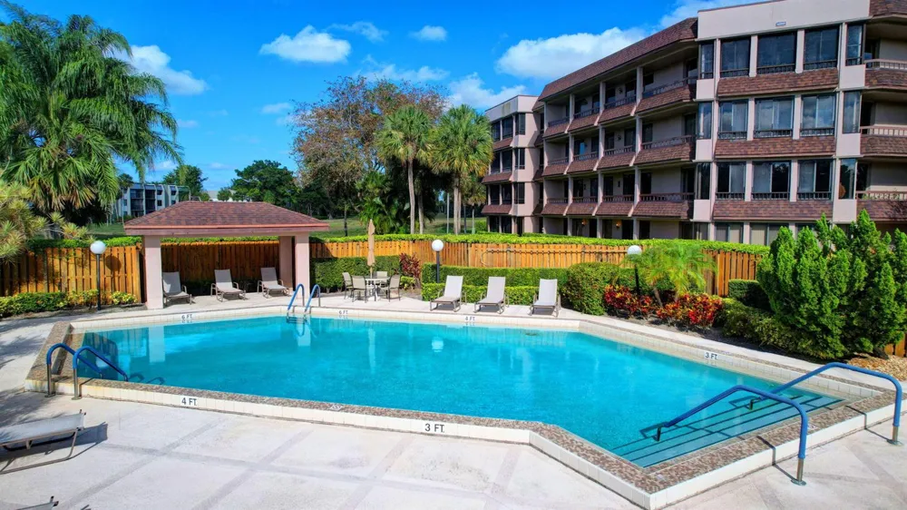4702 Fountains Drive S #105 Lake Worth, FL 33467