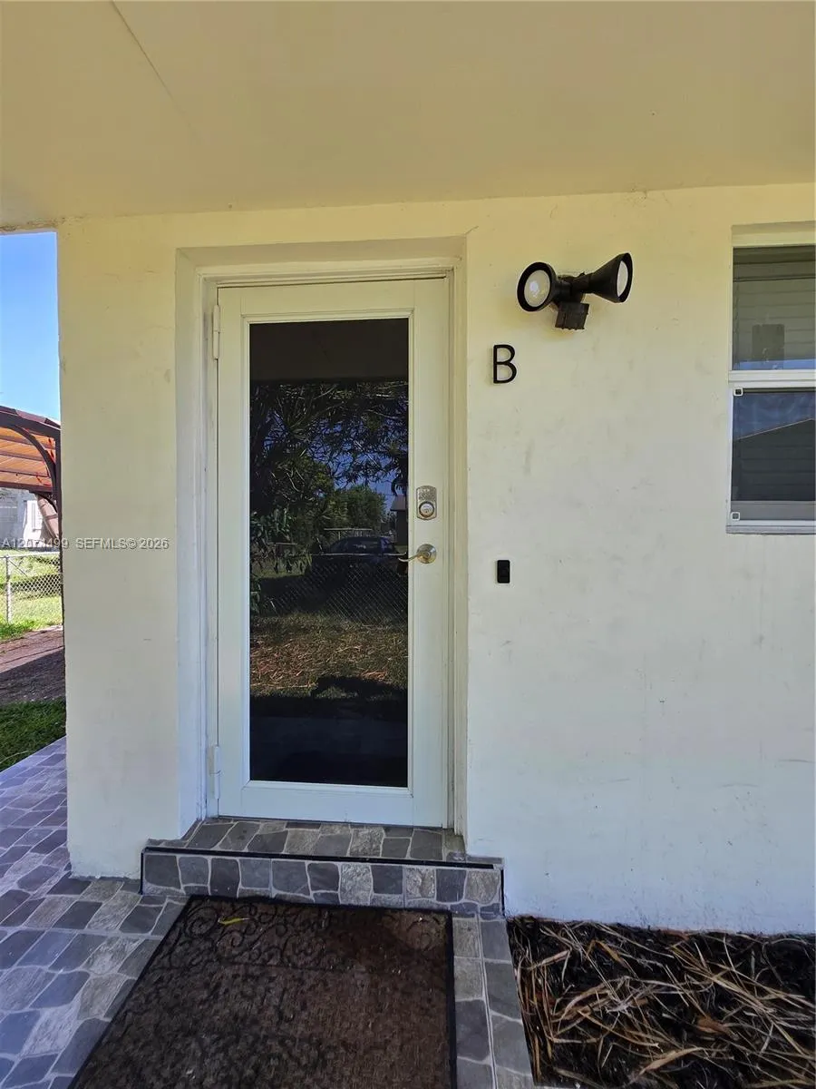 154 NW 14th Way #B Dania Beach, FL 33004