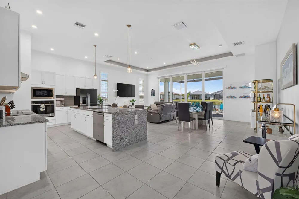 8605 SW CANTANTE WAY Port St. Lucie, FL 34987