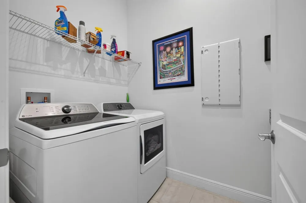8605 SW CANTANTE WAY Port St. Lucie, FL 34987