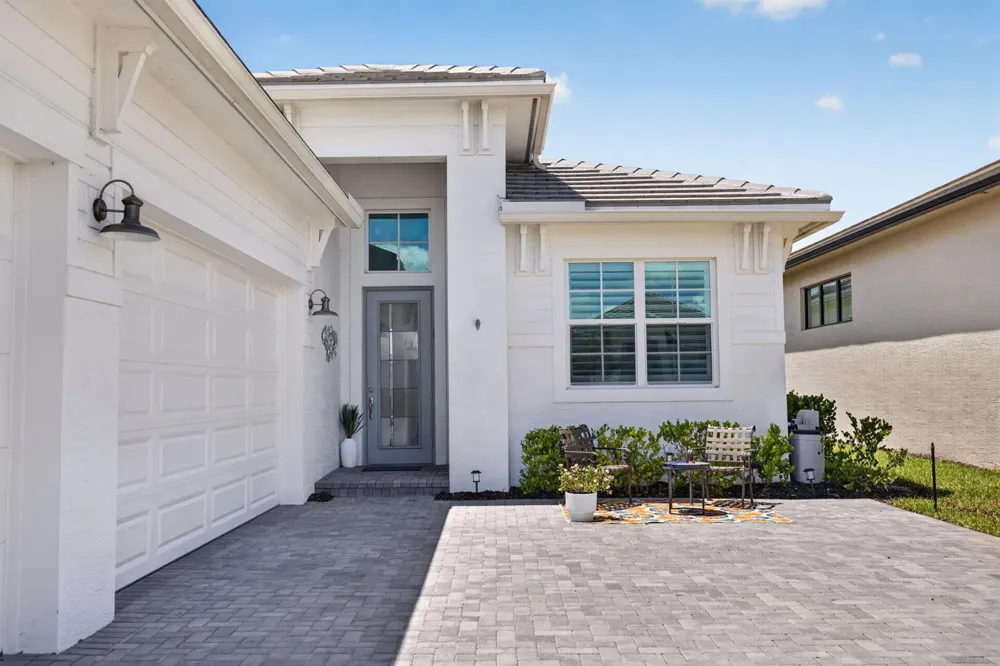 8605 SW CANTANTE WAY Port St. Lucie, FL 34987