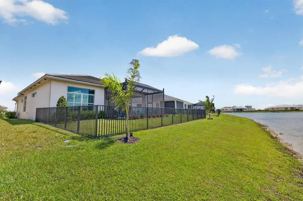 8605 SW CANTANTE WAY Port St. Lucie, FL 34987