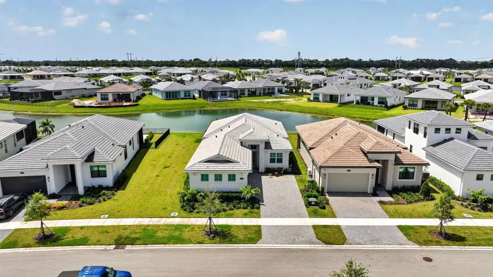 8605 SW CANTANTE WAY Port St. Lucie, FL 34987