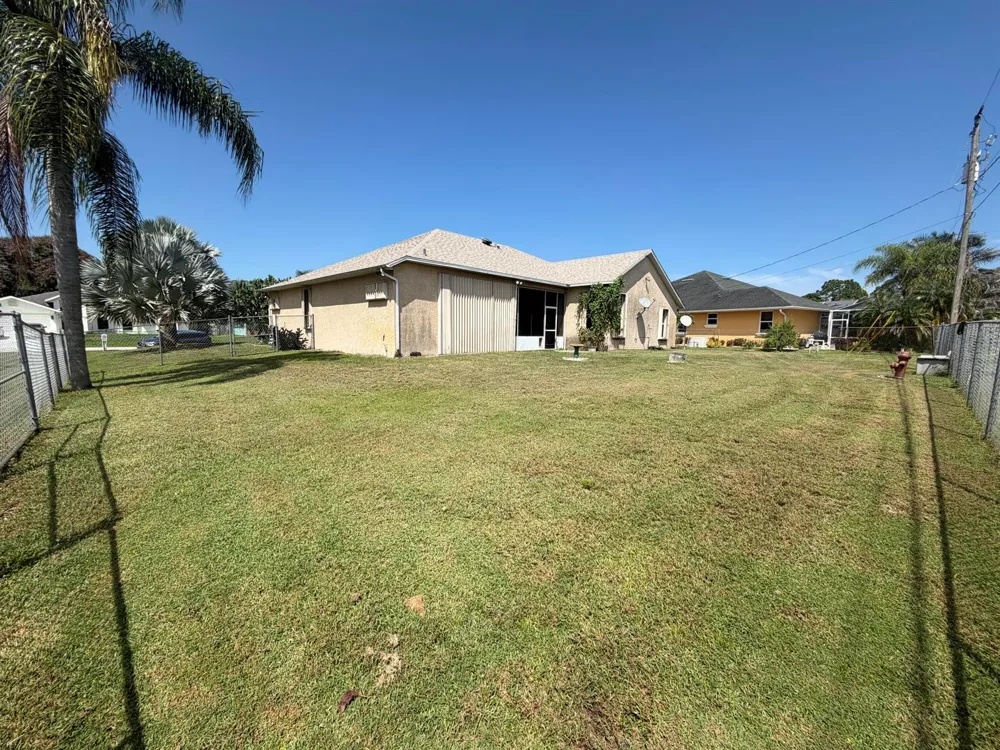606 SE STOW TERRACE Port St. Lucie, FL 34984