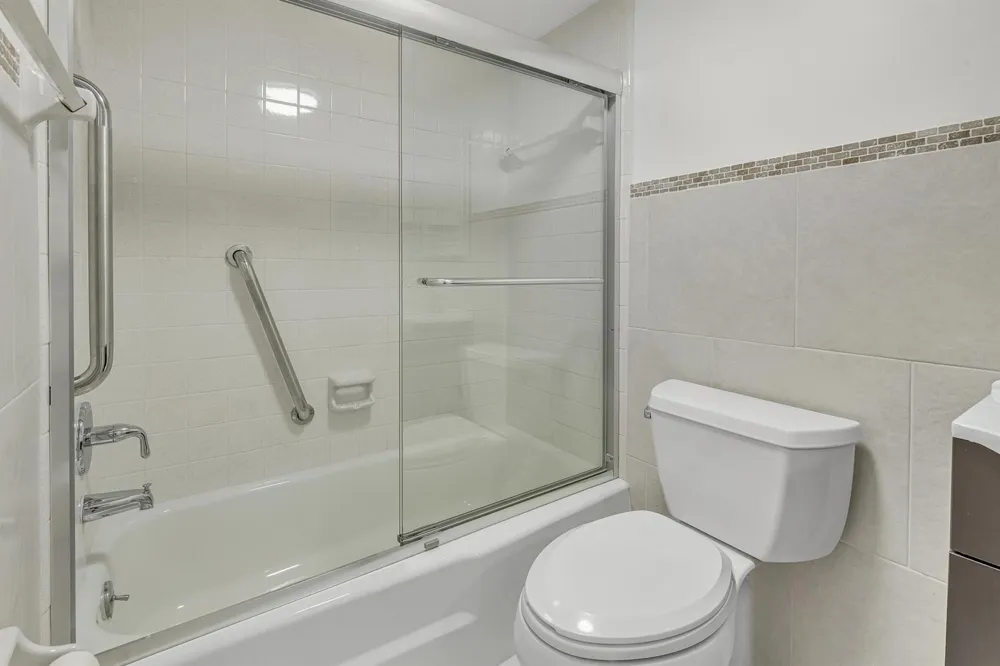 651 PINE DRIVE #204 Pompano Beach, FL 33060