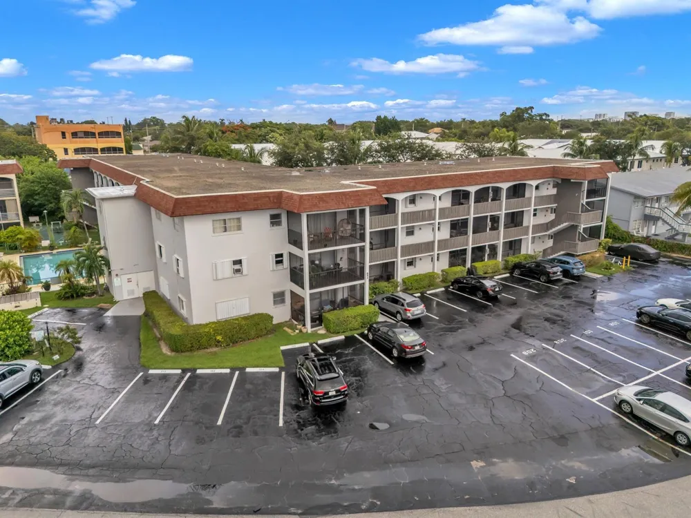 651 PINE DRIVE #204 Pompano Beach, FL 33060