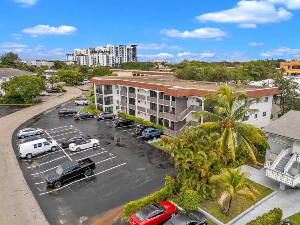 651 PINE DRIVE #204 Pompano Beach, FL 33060