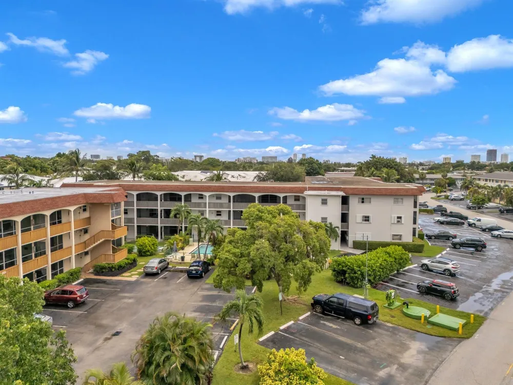 651 PINE DRIVE #204 Pompano Beach, FL 33060