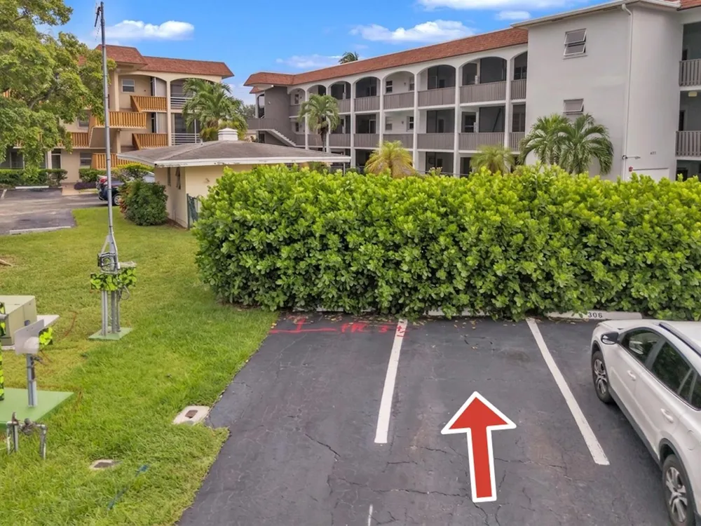 651 PINE DRIVE #204 Pompano Beach, FL 33060