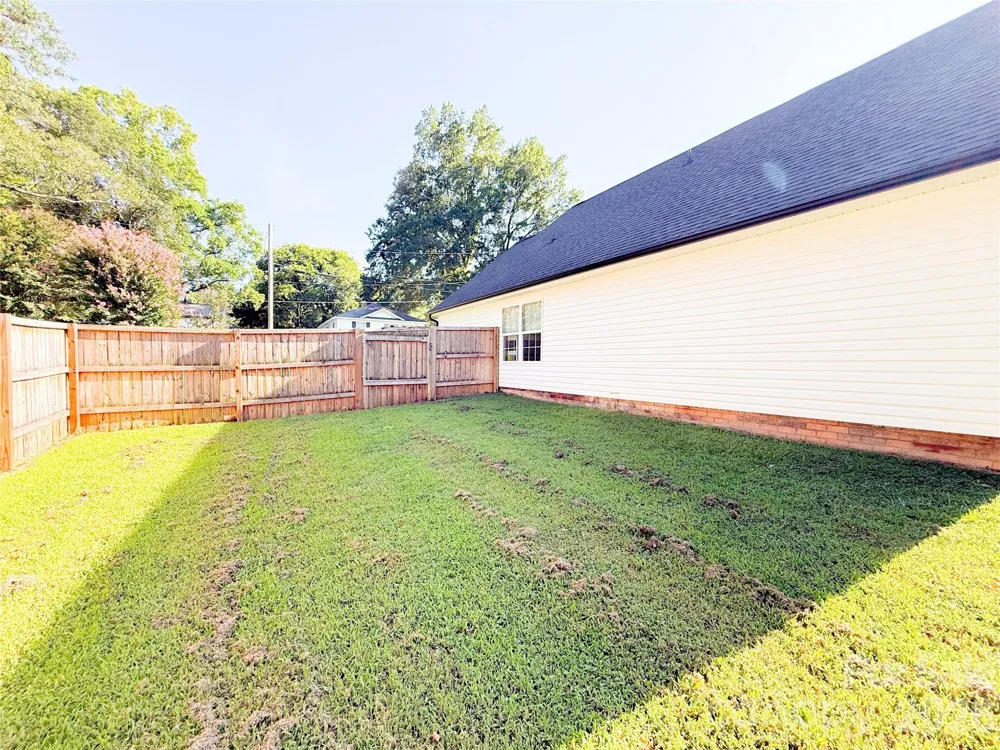 311 Prince Street Kannapolis, NC 28083