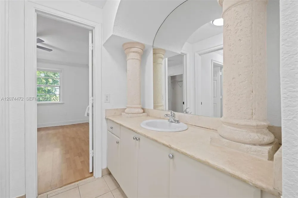 17255 SW 95th Ave #462 Palmetto Bay, FL 33157