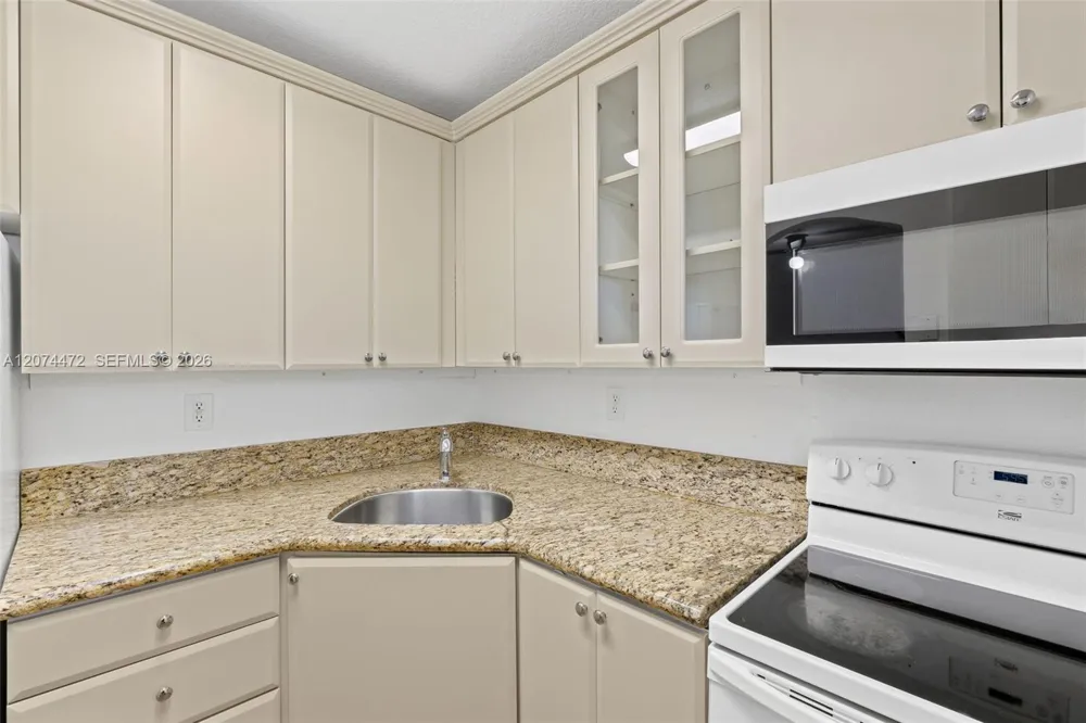 17255 SW 95th Ave #462 Palmetto Bay, FL 33157