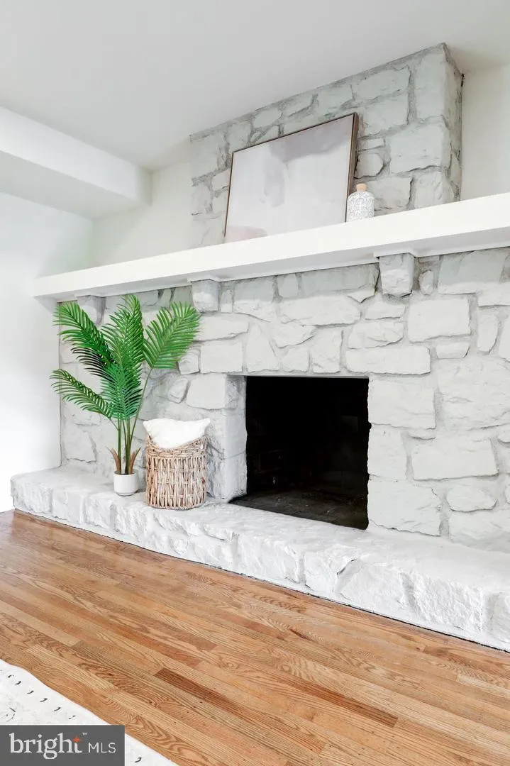 4928 EDGEWOOD ROAD Doylestown, PA 18902