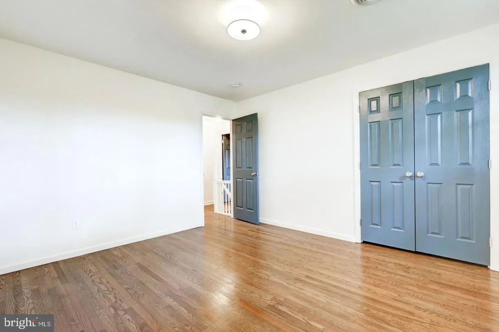 4928 EDGEWOOD ROAD Doylestown, PA 18902