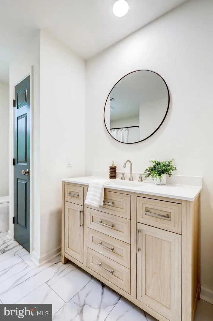 4928 EDGEWOOD ROAD Doylestown, PA 18902