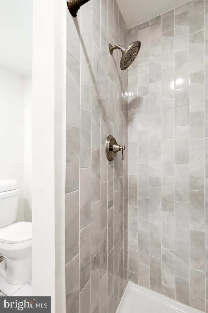 4928 EDGEWOOD ROAD Doylestown, PA 18902