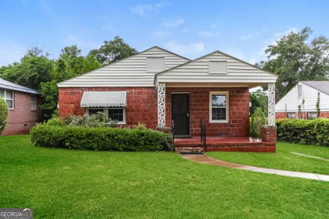 2734 Magnolia AVE