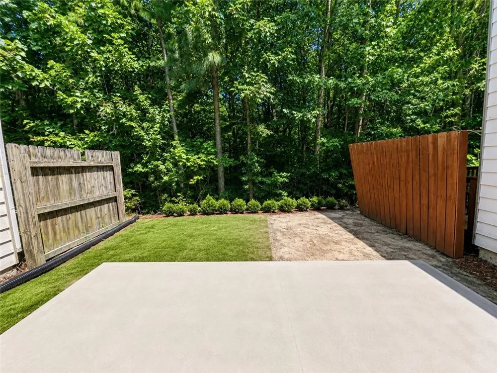6944 Rogers Point Lithonia, GA 30058