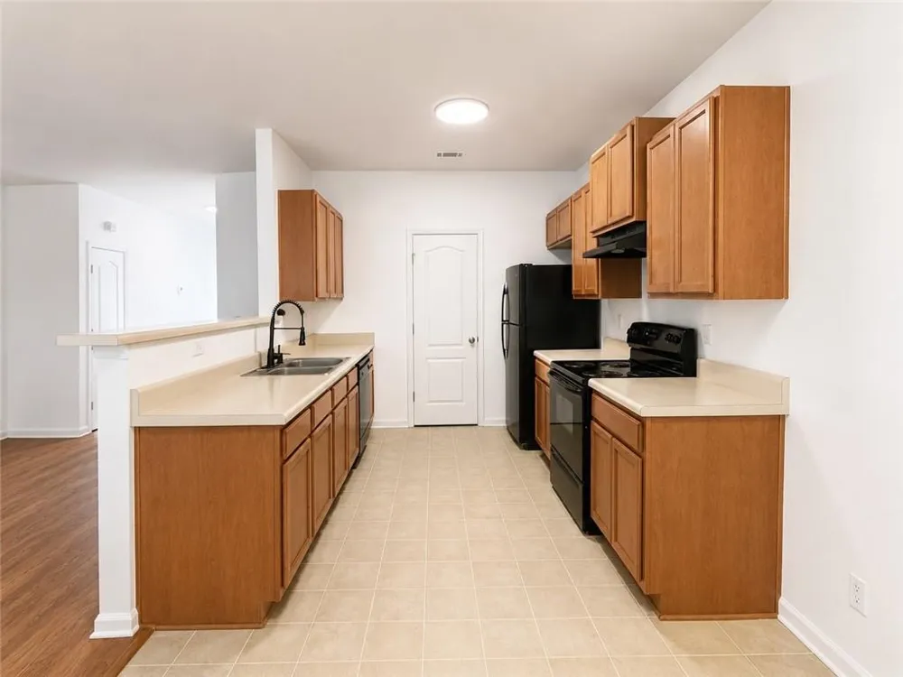 6944 Rogers Point Lithonia, GA 30058