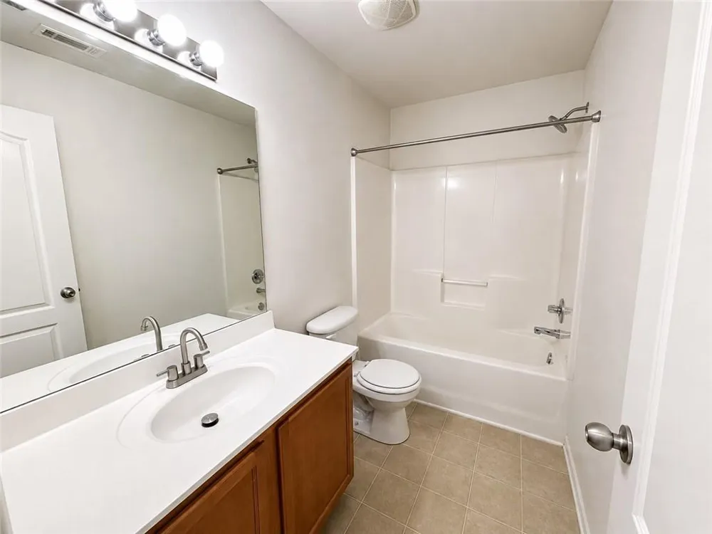 6944 Rogers Point Lithonia, GA 30058
